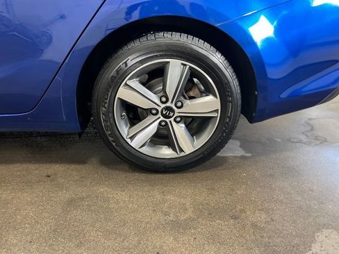 Used 2018 Kia Forte LX w/ LX Popular Package image 18