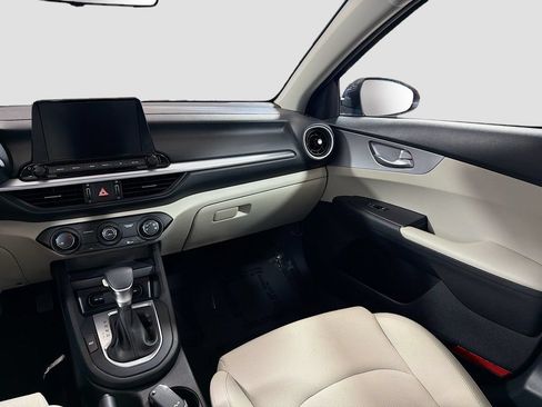 Used 2023 Kia Forte LXS w/ LXS Technology Package FWD image 22