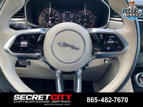 Used 2025 Jaguar F-PACE R-Dynamic S AWD/4WD image 17