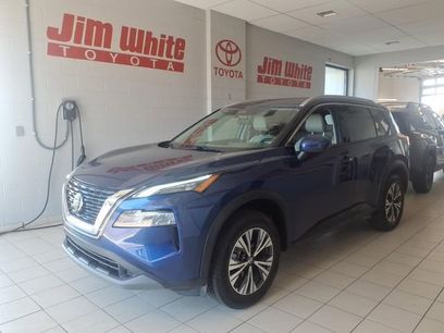 Used 2021 Nissan Rogue SV w/ Premium Package