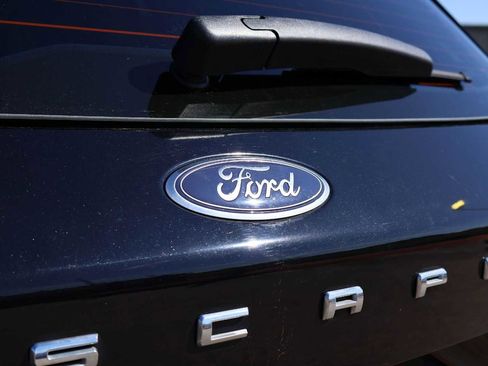 Used 2022 Ford Escape S FWD image 7