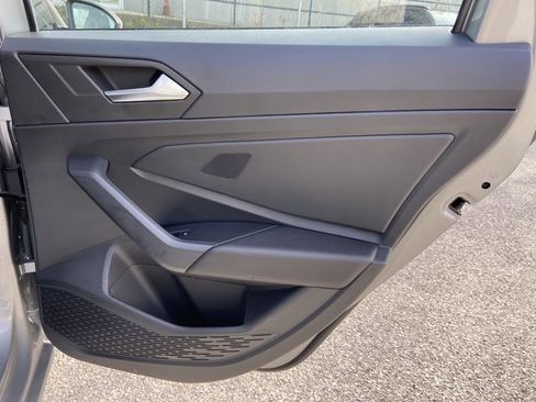 Used 2022 Volkswagen Jetta SE image 31