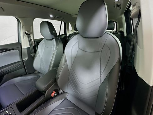 New 2026 Volkswagen Tiguan SE AWD/4WD image 19