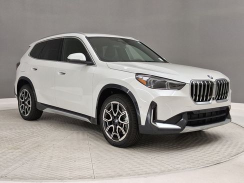 New 2026 BMW X1 xDrive28i w/ Technology Package AWD/4WD image 5