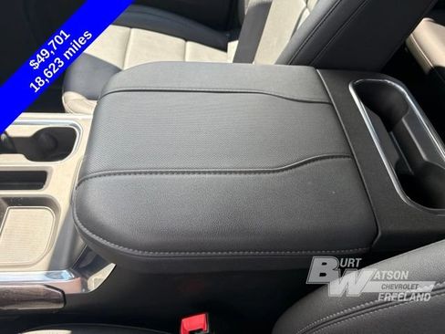 Used 2025 Chevrolet Silverado 1500 LTZ AWD/4WD image 24