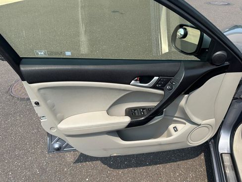 Used 2012 Acura TSX Sedan FWD image 11