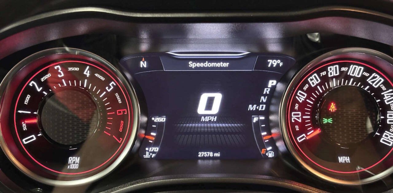 Used 2022 Dodge Challenger R/T Scat Pack w/ Driver Convenience Group RWD image 32