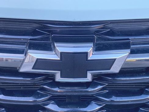 Used 2024 Chevrolet Trax RS w/ Driver Confidence Package FWD image 28
