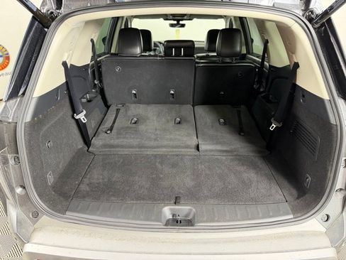 Used 2023 Nissan Pathfinder SL AWD/4WD image 24