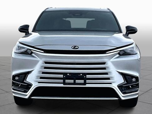 Used 2025 Lexus TX 350 AWD w/ Technology Package image 4