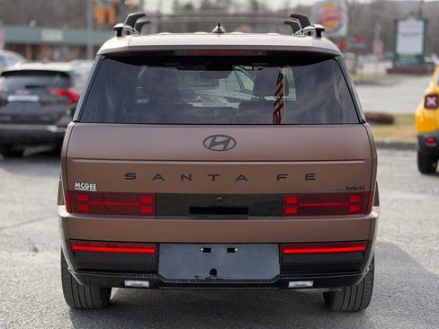 Used 2025 Hyundai Santa Fe Calligraphy AWD/4WD image 4