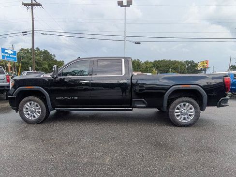 Used 2021 GMC Sierra 3500 Denali w/ Denali Ultimate Package AWD/4WD image 7