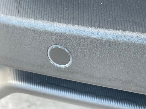 Used 2025 Ford Mustang Premium image 8