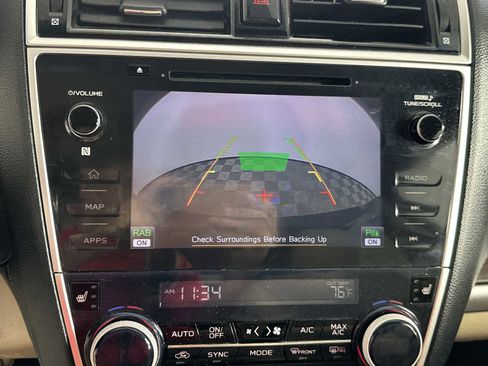 Used 2018 Subaru Outback 2.5i Limited image 24