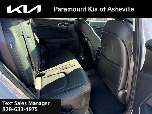 New 2026 Kia Sportage EX image 22