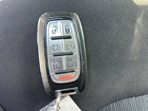 Used 2023 Chrysler Voyager LX FWD image 34