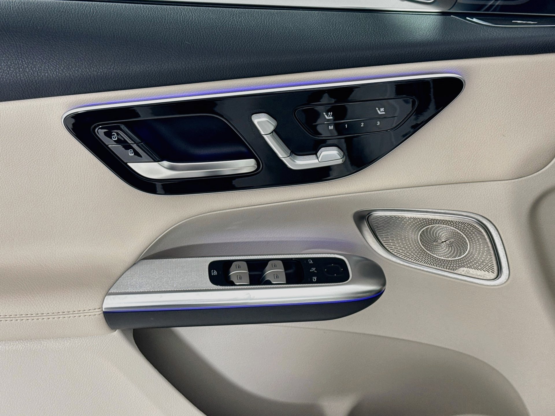 Certified 2026 Mercedes-Benz GLC 300 image 19