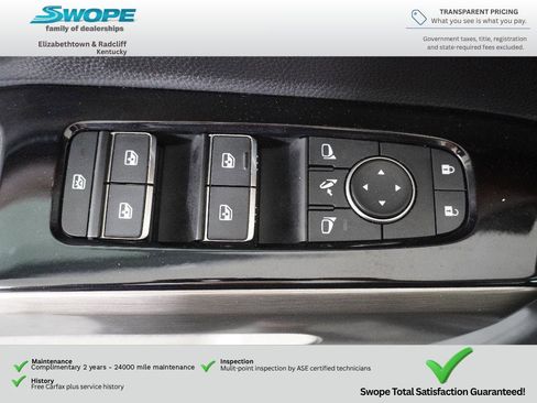 Used 2024 Nissan Pathfinder Platinum AWD/4WD image 15