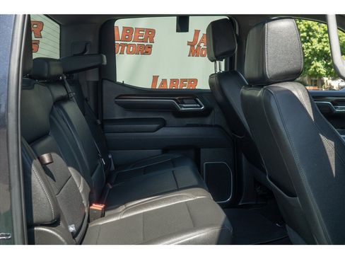 Used 2025 GMC Sierra 1500 SLT AWD/4WD image 15