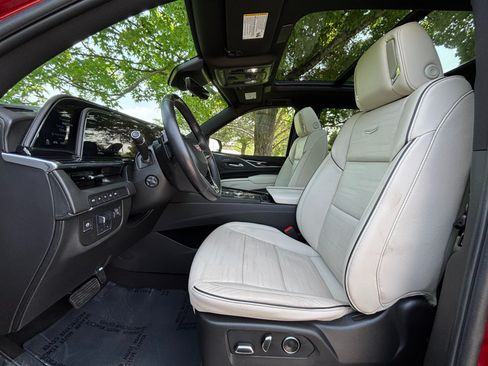 Used 2024 Cadillac Escalade Sport w/ LPO, ONYX Package AWD/4WD image 9