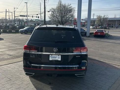 Used 2021 Volkswagen Atlas SE w/ Panoramic Sunroof Package image 9