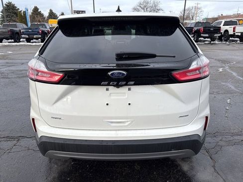 Used 2024 Ford Edge SEL w/ Convenience Package image 7