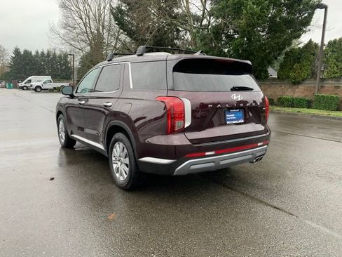 Certified 2025 Hyundai Palisade SEL image 3