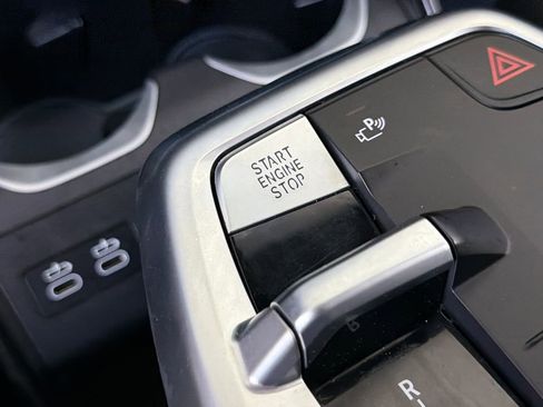 Used 2025 BMW X1 xDrive28i image 6