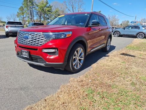 Certified 2021 Ford Explorer Platinum w/ Equipment Group 601A image 7