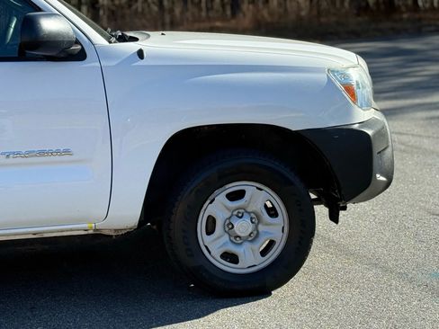 Used 2015 Toyota Tacoma 2WD Access Cab w/ Convenience Package image 12