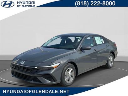 New 2026 Hyundai Elantra SE