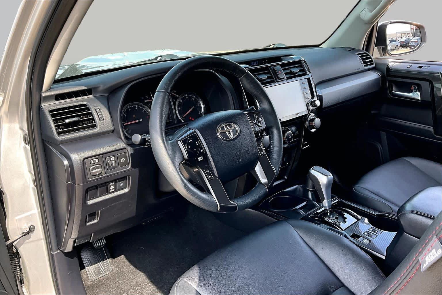 Used 2022 Toyota 4Runner TRD Off-Road Premium w/ TRD Black Wheel Package (TMS) AWD/4WD image 17