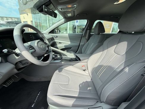 Certified 2026 Hyundai Elantra Sport FWD image 12