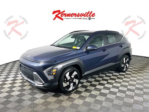 Used 2024 Hyundai Kona Limited image 3