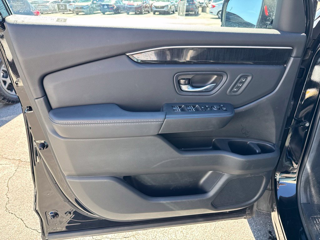 Used 2025 Honda Pilot Elite image 34