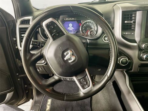 Used 2022 RAM 1500 Big Horn AWD/4WD image 18