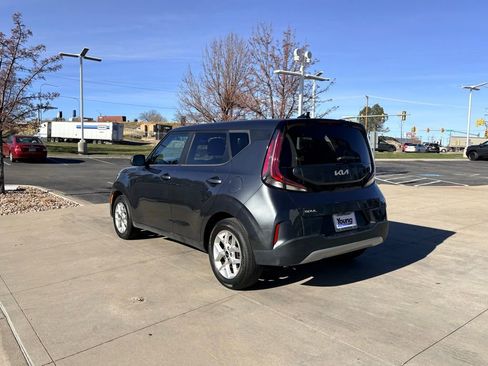 Used 2023 Kia Soul LX w/ Option Group 015 image 9