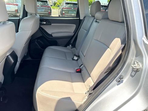 Used 2015 Subaru Forester 2.5i Limited AWD/4WD image 21
