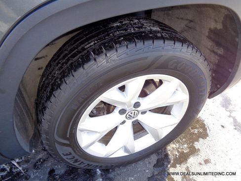 Used 2018 Volkswagen Atlas SEL image 7