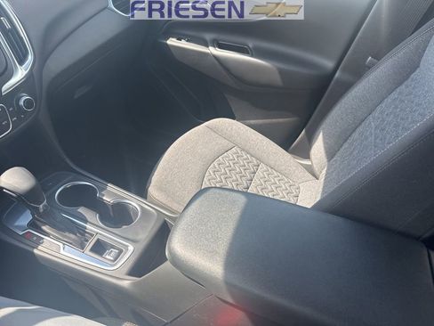 Used 2024 Chevrolet Equinox LT image 20