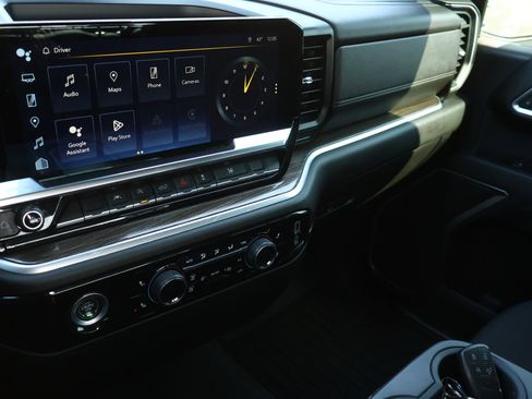 Used 2022 Chevrolet Silverado 1500 RST image 19