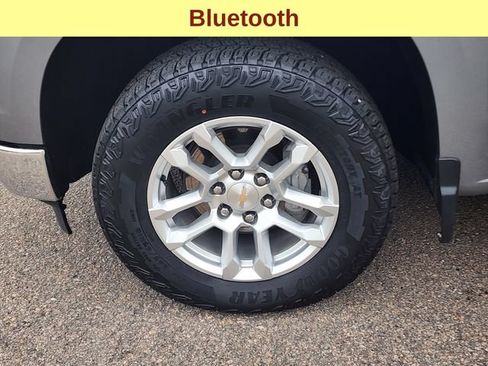 Used 2024 Chevrolet Silverado 1500 LT AWD/4WD image 11