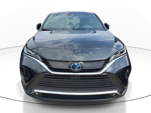 Used 2024 Toyota Venza Limited AWD/4WD image 2