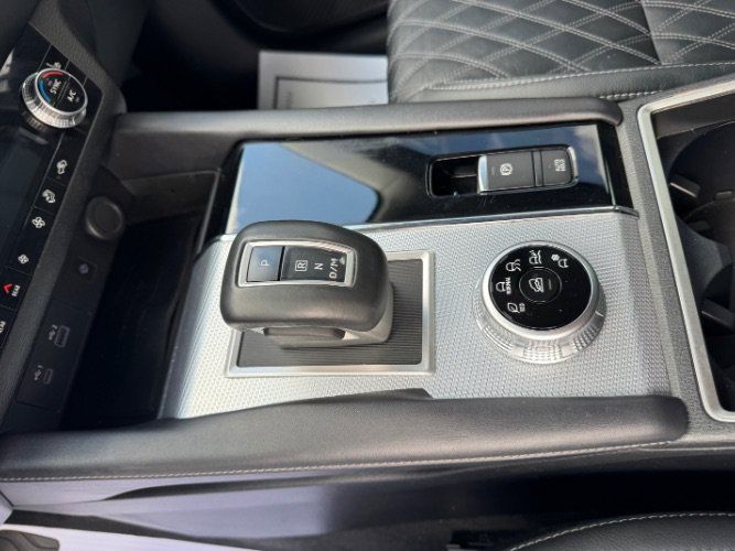 Used 2023 Mitsubishi Outlander SEL FWD image 19