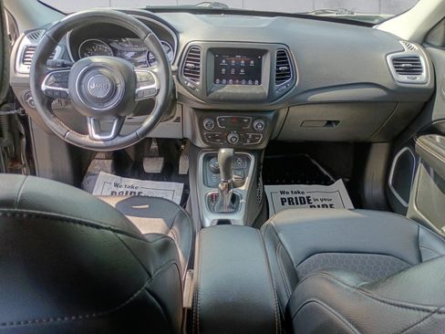 Used 2020 Jeep Compass Latitude AWD/4WD image 11