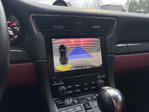 Certified 2019 Porsche 911 Turbo image 21