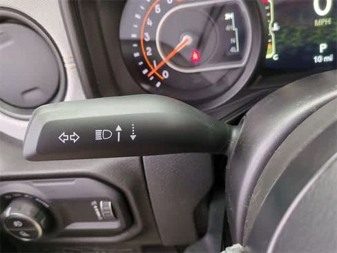 New 2025 Jeep Gladiator Sport image 26