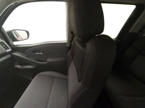 Used 2022 Nissan Frontier SV AWD/4WD image 26