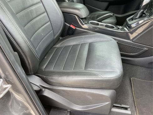 Used 2014 Ford Escape Titanium FWD image 16