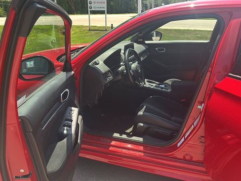 Used 2023 Honda Civic Sport image 13